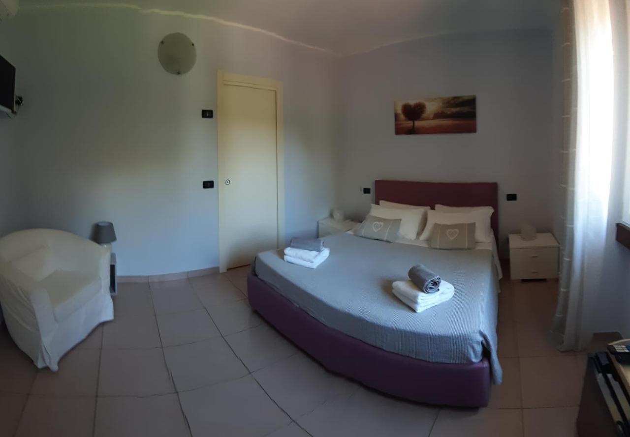 Villa Leilani B&B 塞里马拉西诺 外观 照片